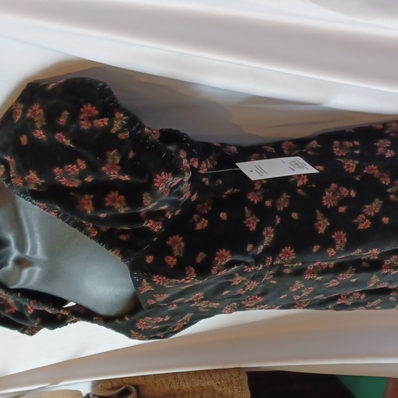 SO 90's Inspired Floral Corduroy Back Zip Dress Size Medium, NWT, Black/pink - Picture 3 of 8